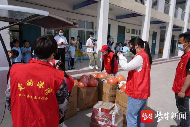 阜寧縣開展我助婦兒康我為留守兒童出份力活動